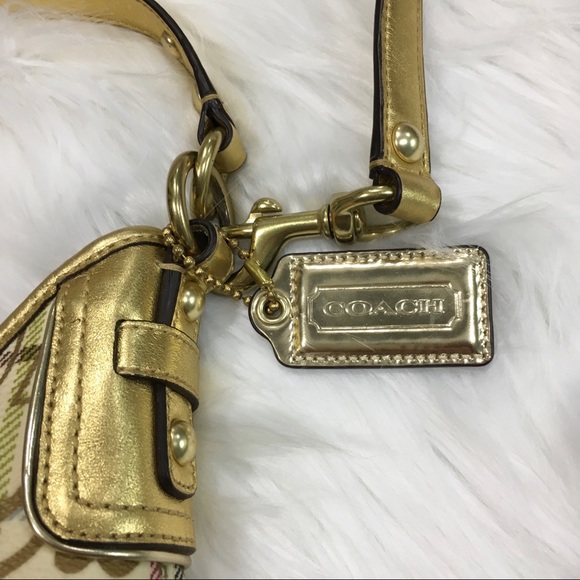 Authentic COACH Handbag - Picture 6 of 8